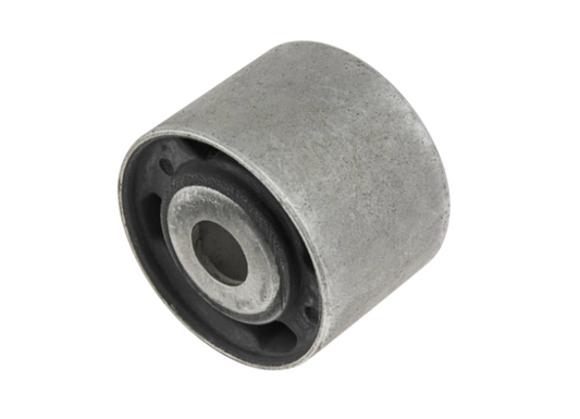 Differential Lagerung Buchse Gummilager für Nissan Pathfinder 2.5 3.0 dCi 05-10