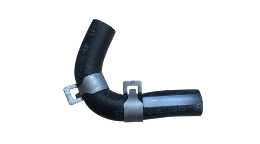 OE Schlauch Kühler Kühlmittelschlauch Wasser für Kia Soul 2009-2011 254682B000