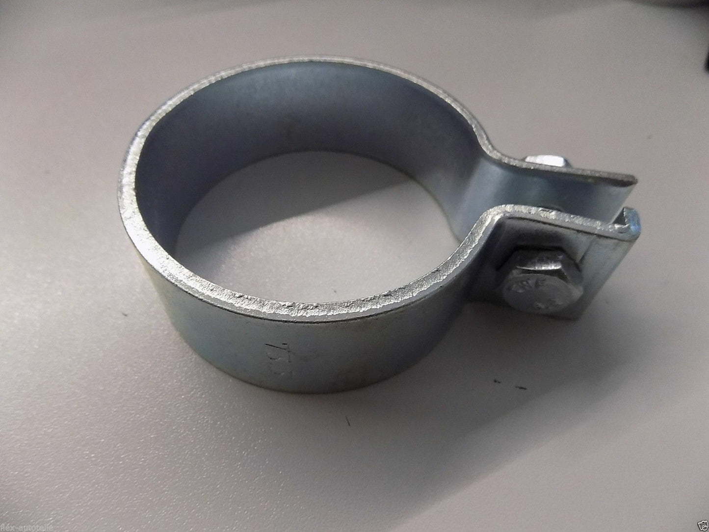 Breitschelle Auspuff - Flachschelle M10 73,5 mm für BMW 7er 725 tds 1996-2001 - Flex-Autoteile