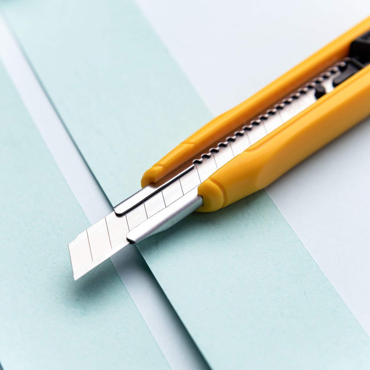 Cuttermesser Teppichmesser Paket Trockenbau Kartonmesser 9mm Gelb SK4 Klinge