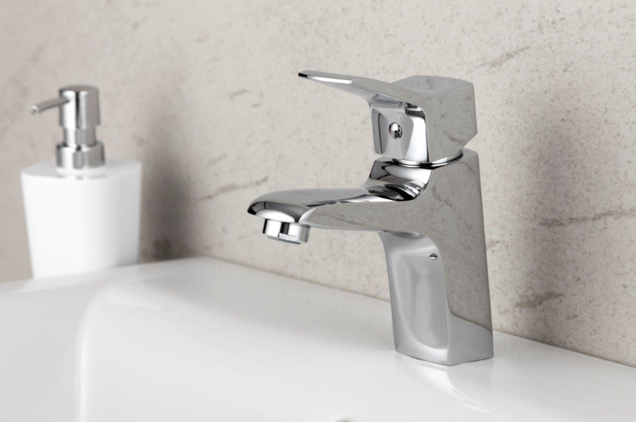 Wasserhahn Waschtischarmatur Waschbecken Badarmatur Einhebel Chrom glanz Soria