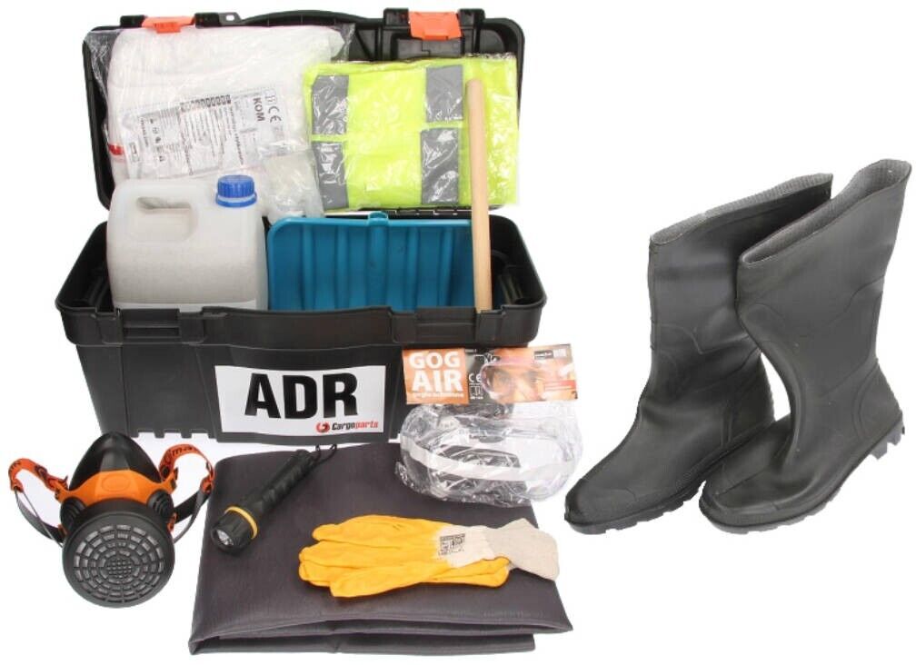 LKW Gefahrgutausrüstung ADR 4 Schutzausrüstung Gefahrgutkoffer  DAF MAN Mercedes