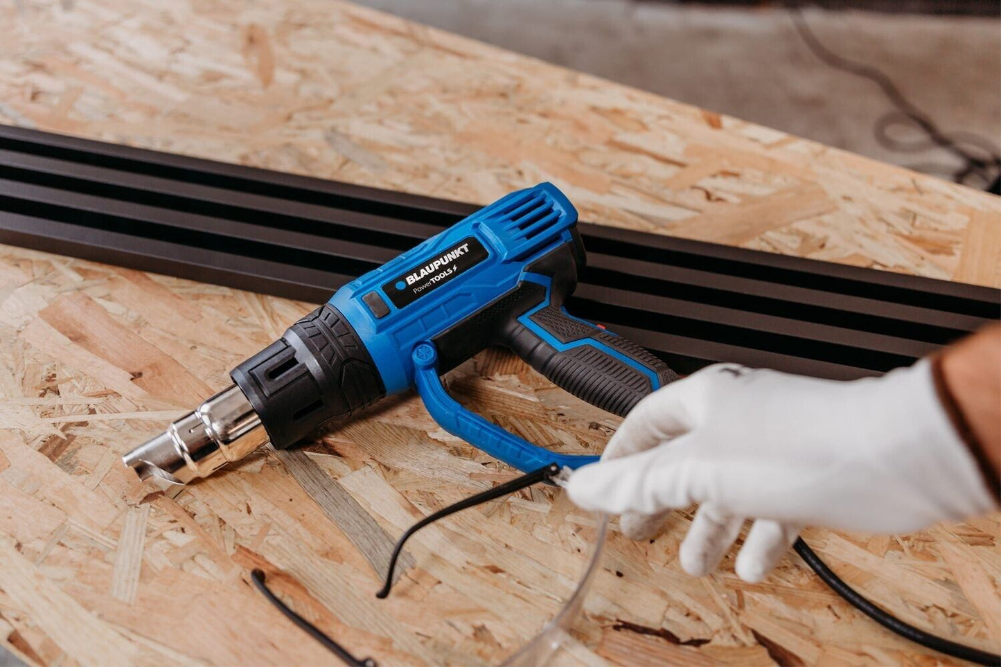 Blaupunkt HG5010 Heißluftfön Set Koffer Heissluftpistole 2kW 2000W 60-600°C