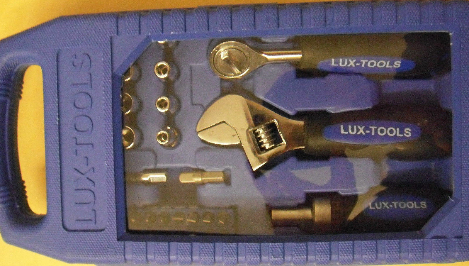 Lux Steckschlüsselset Werkzeugbox Ratschenkasten Basic 37-teilig Multifunktion - Flex-Autoteile